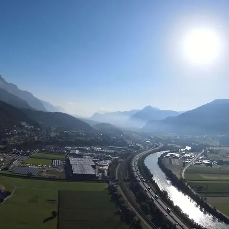 Bucherwirt アパート