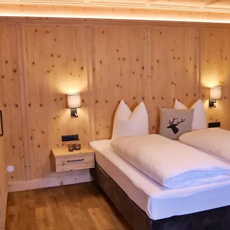 Apartment Bucherwirt *