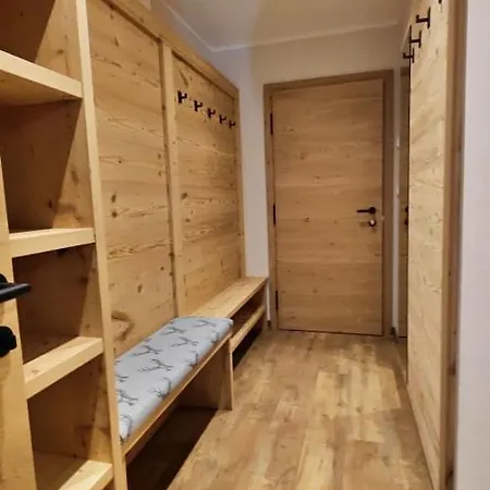 Apartment Bucherwirt