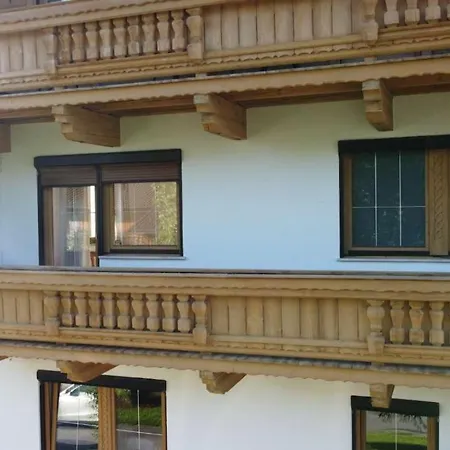 Bucherwirt *